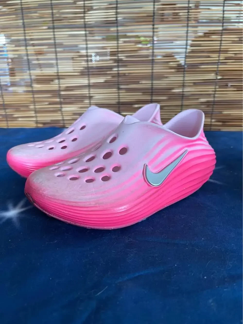 Nike ReactX Rejuven8 Size 2Y (Girls)